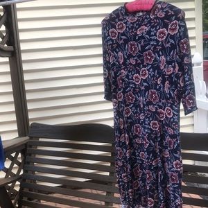 Women’s Junior Large Wall Flower Dress